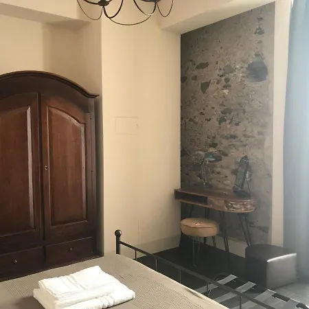 Castello D'alcontres 3 Stelle Bed & Breakfast 3*