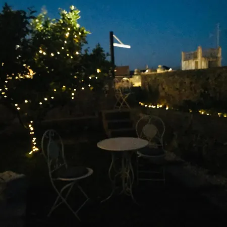 Castello D'alcontres 3 Stelle Bed & Breakfast