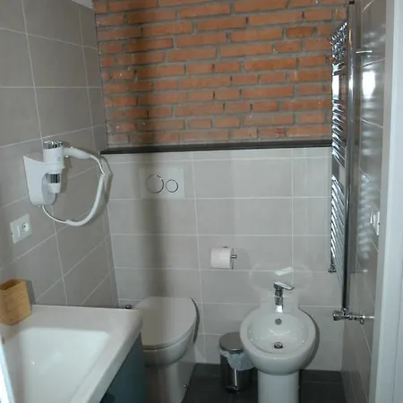 Oda ve Kahvaltı Castello D'alcontres 3 Stelle