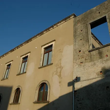 Castello D'alcontres 3 Stelle 4* Nizza di Sicilia