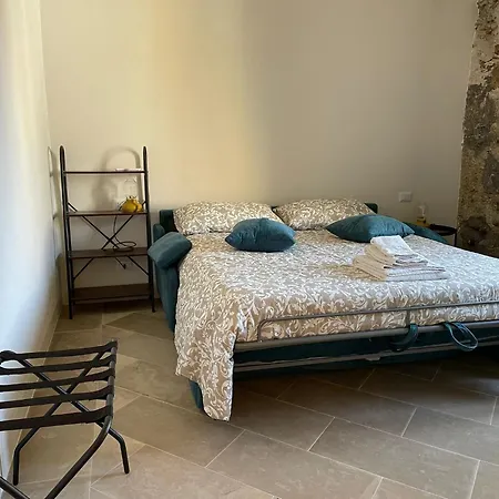 Castello D'alcontres 3 Stelle