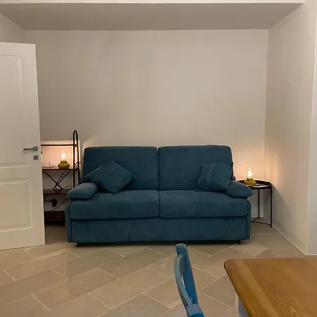 Castello D'alcontres 3 Stelle Couette-café 4*