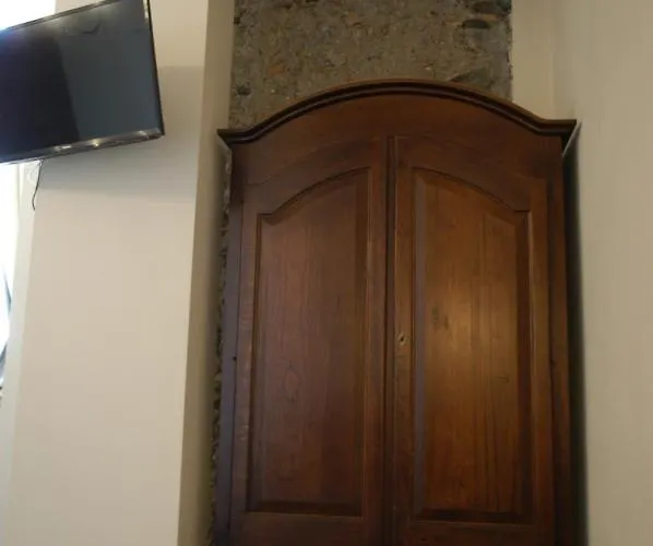 Castello D'alcontres 3 Stelle Couette-café