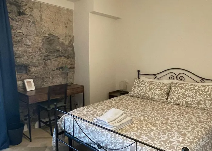 Castello D'alcontres 3 Stelle