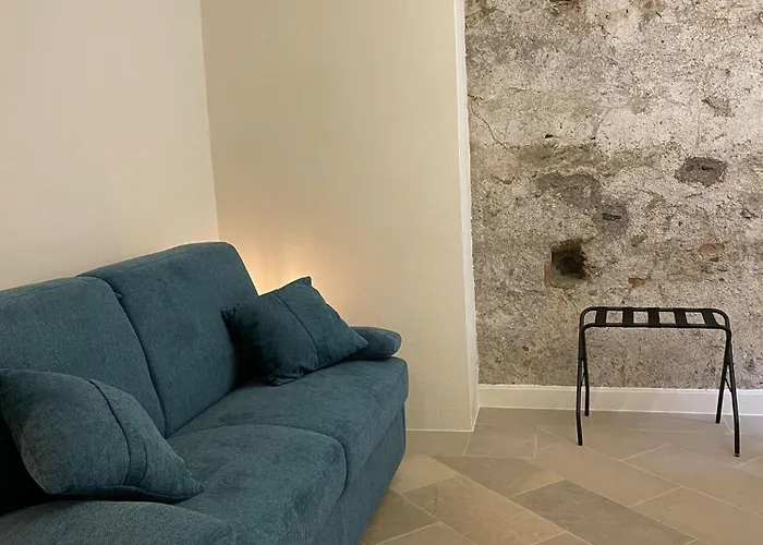 Castello D'alcontres 3 Stelle Couette-café