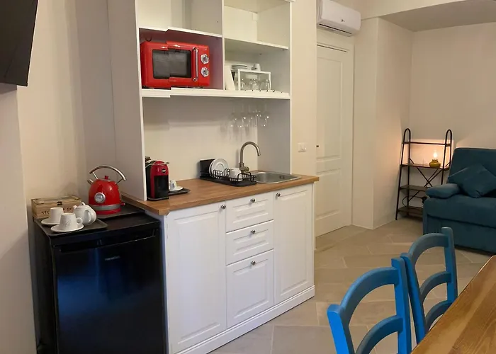 Castello D'alcontres 3 Stelle 4*