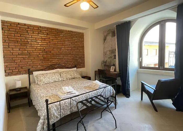 Castello D'alcontres 3 Stelle Couette-café Nizza di Sicilia