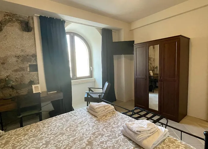 Castello D'alcontres 3 Stelle Nizza di Sicilia